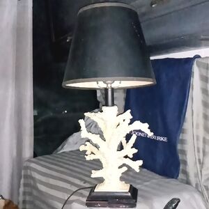 Elegant Black and Cream Coral Table Lamp